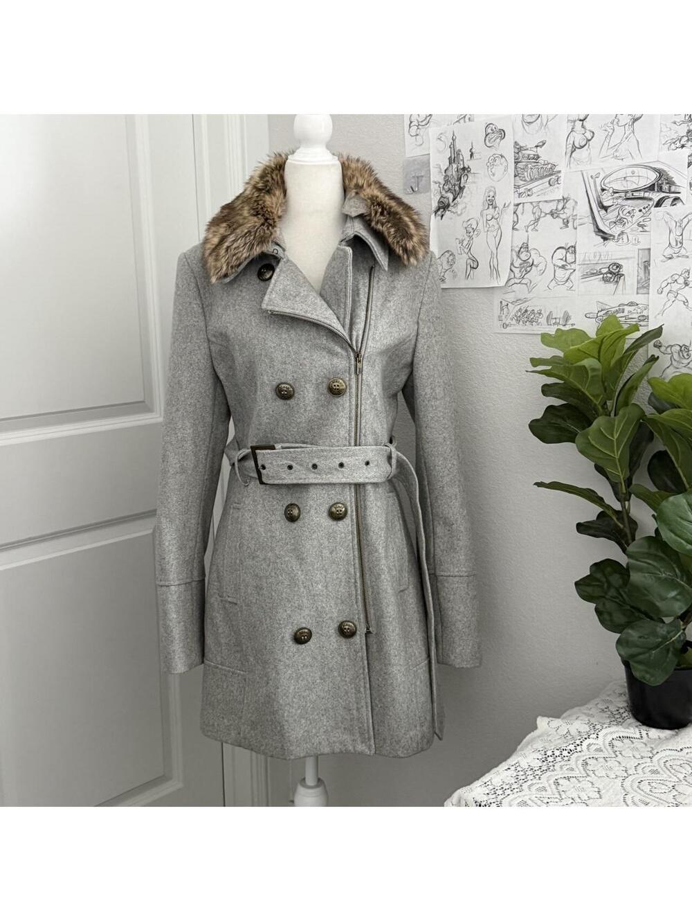 Rivet Gray wool blend coat with faux fur